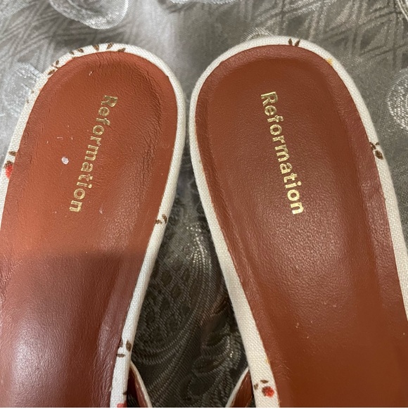Reformation Simonetta Square Toe Kitten Heel Thong Sandal size 10 - Picture 5 of 13
